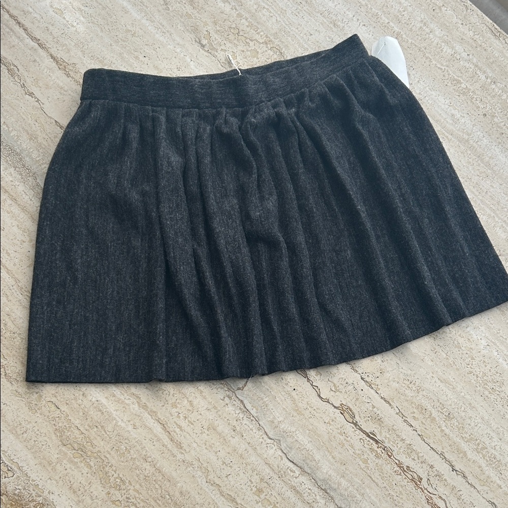 NEW 🆕 Zara Elegant Dark Grey Women's Skirt size M